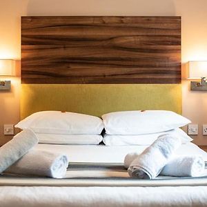 Livingston Lodge Hotel